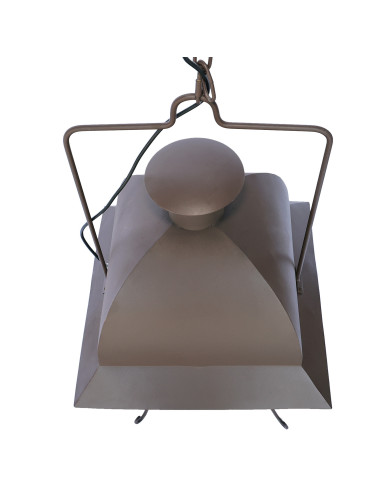 Lanterns of the Past | Paris: Old-style hanging lantern